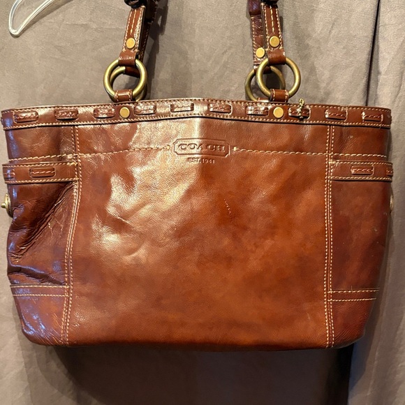 Coach Rich Brown Leather Shoulder Bag - Picture 3 of 7